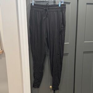 Women’s Black lulu Align Jogger Pants